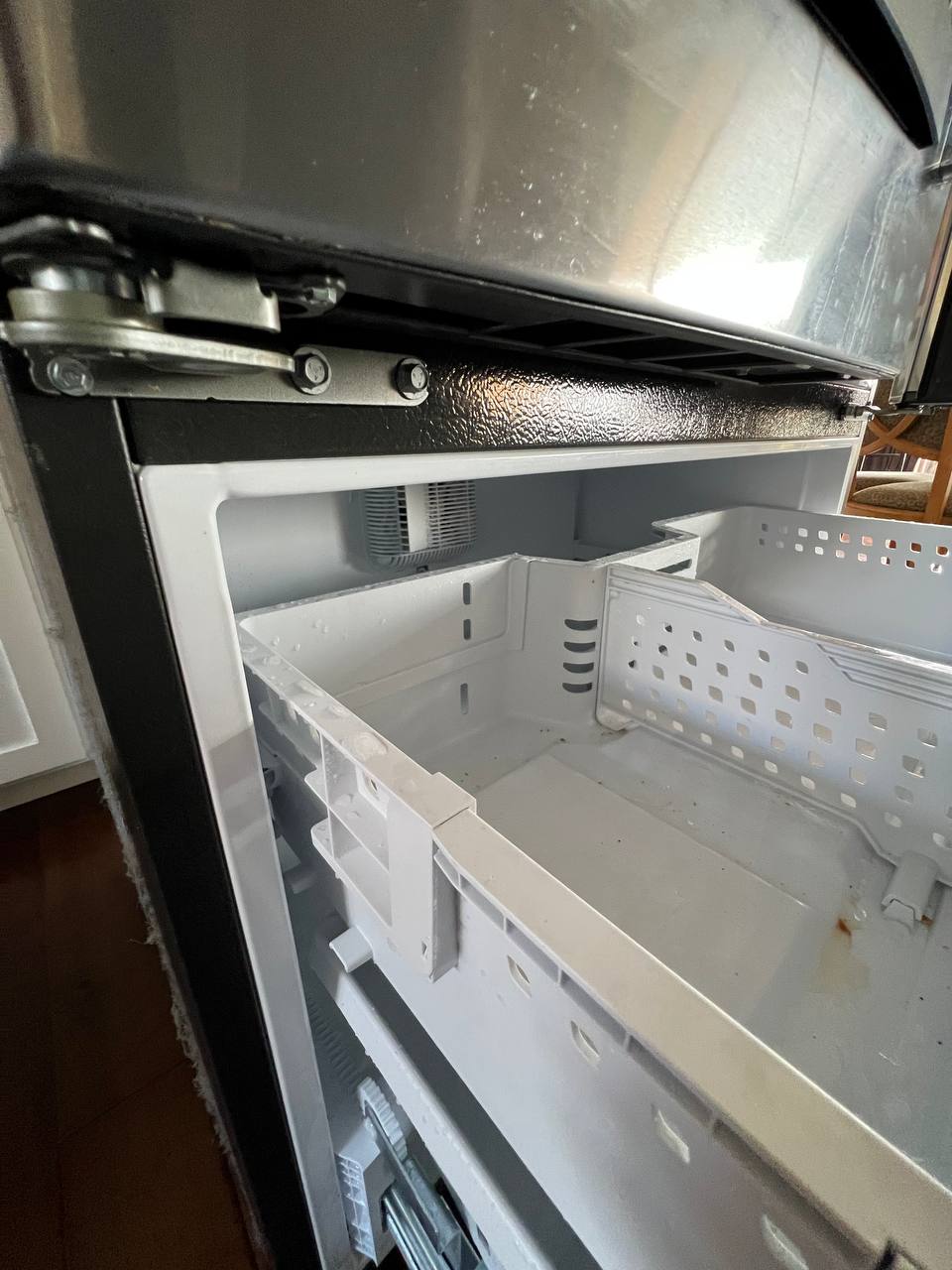 Fridge True Repair True