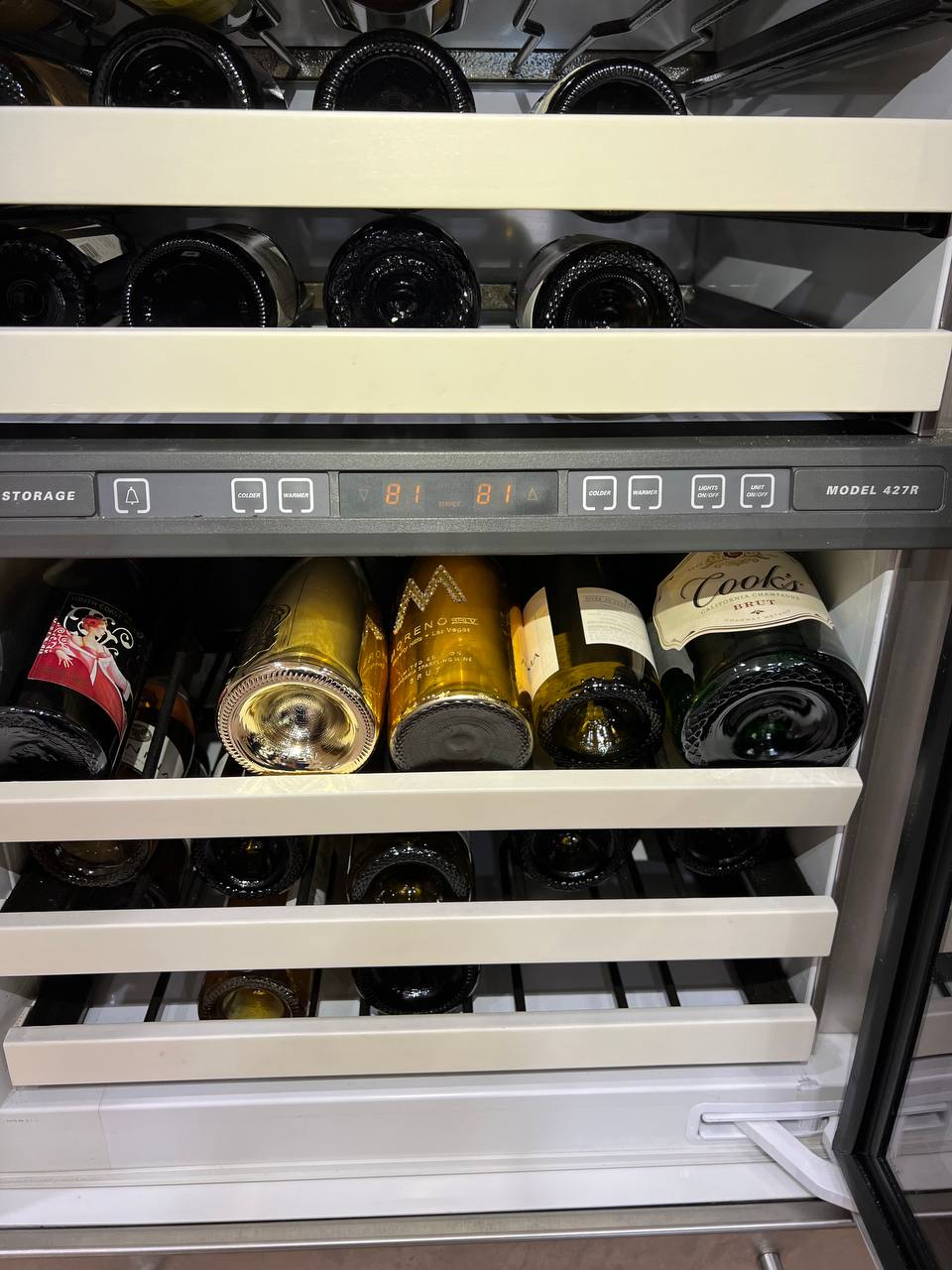 Wine Cooler Sub-Zero Repair Rancho Santa Fe San Diego County, CA, US