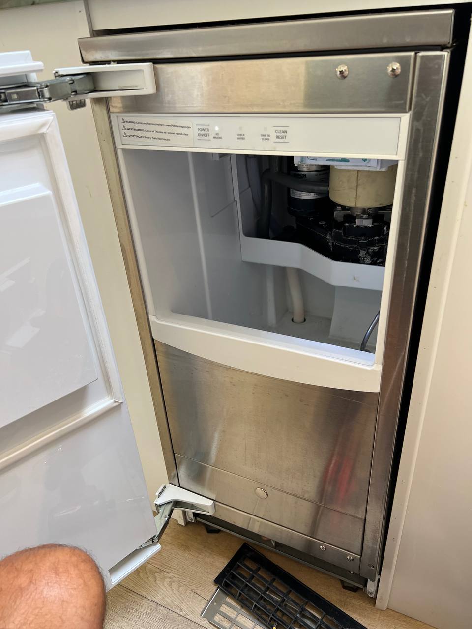 Residential Ice maker GE Cafee Repair